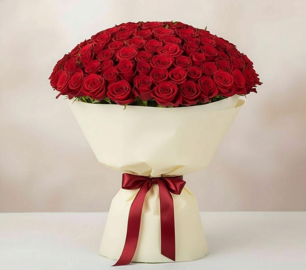 Букет 101 Красная роза Милано в Куршаве