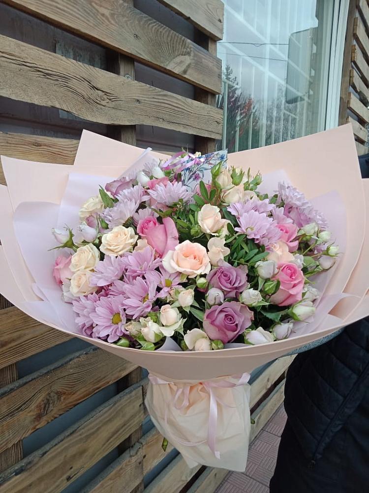 Букет цветов из: Розы и Хризантемы в Куршаве