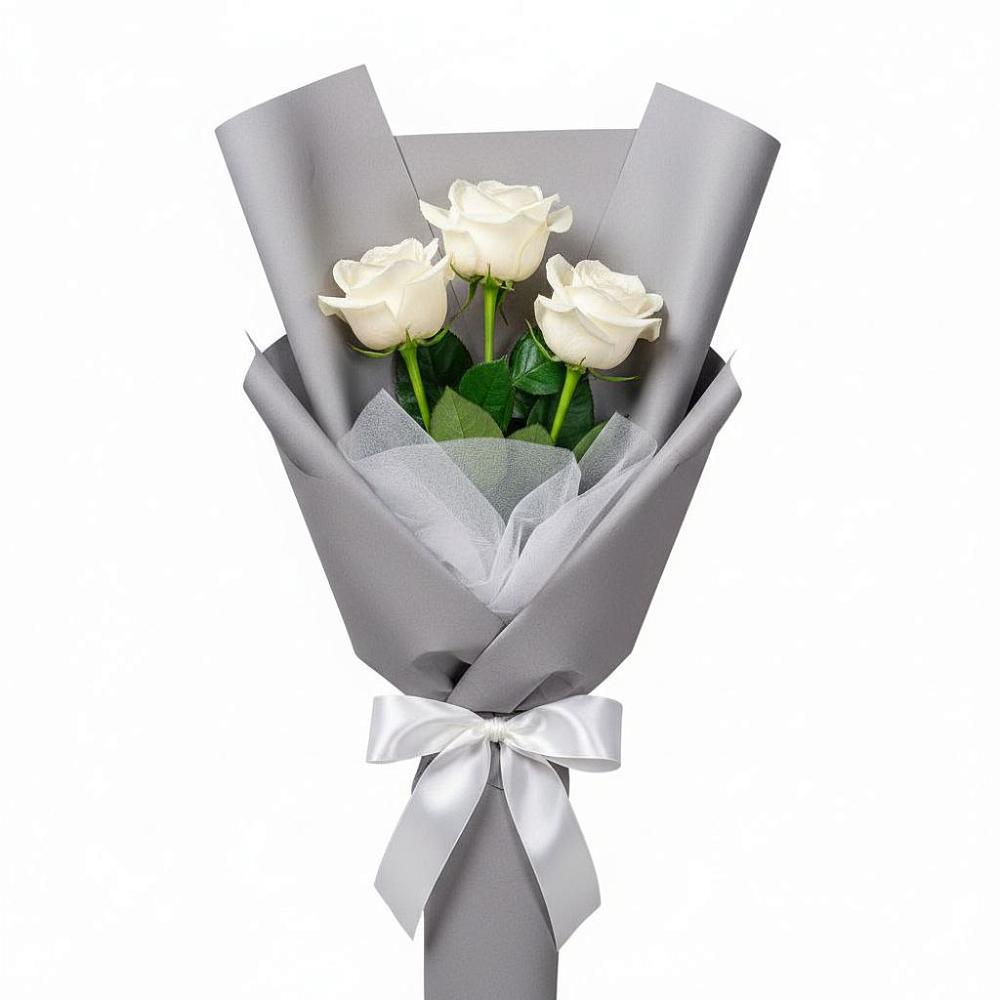 Букет 3 белые розы в Куршаве