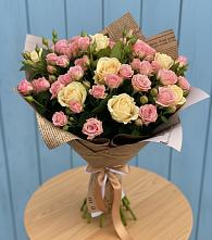Букет цветов из:  Розы в Куршаве