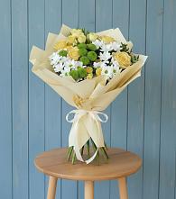 Букет цветов из:  Хризантемы и Розы в Куршаве