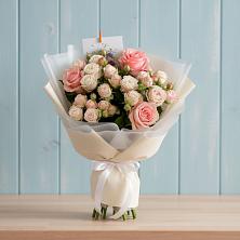 Букет цветов из:  Розы в Куршаве