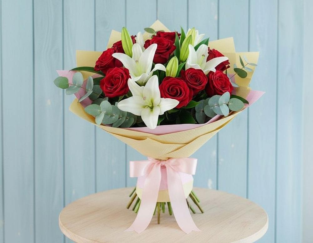 Букет цветов из: Лилии и Розы в Куршаве